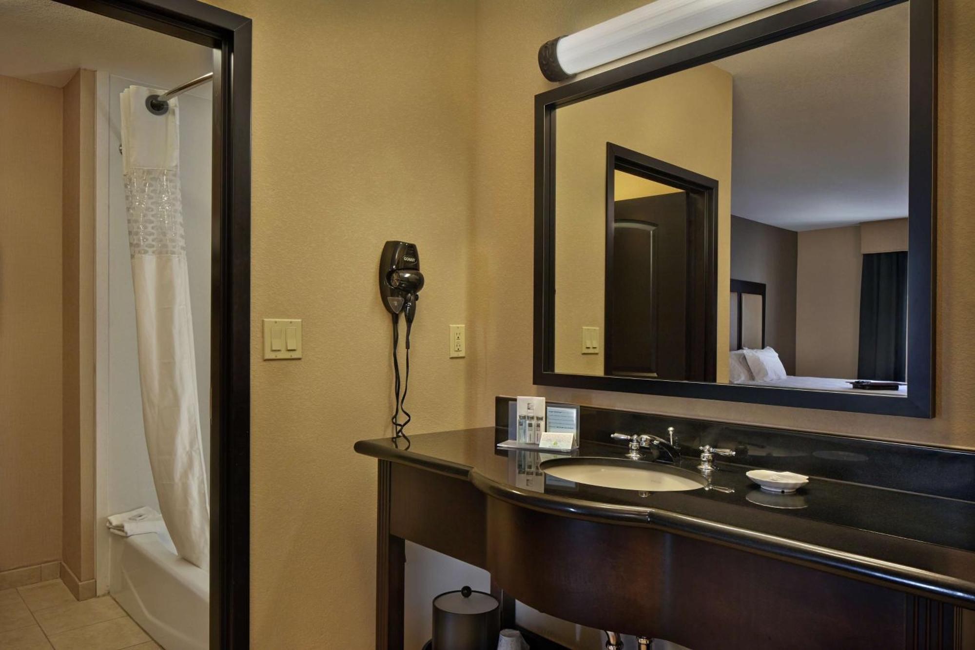 Hampton Inn & Suites Decatur Ngoại thất bức ảnh
