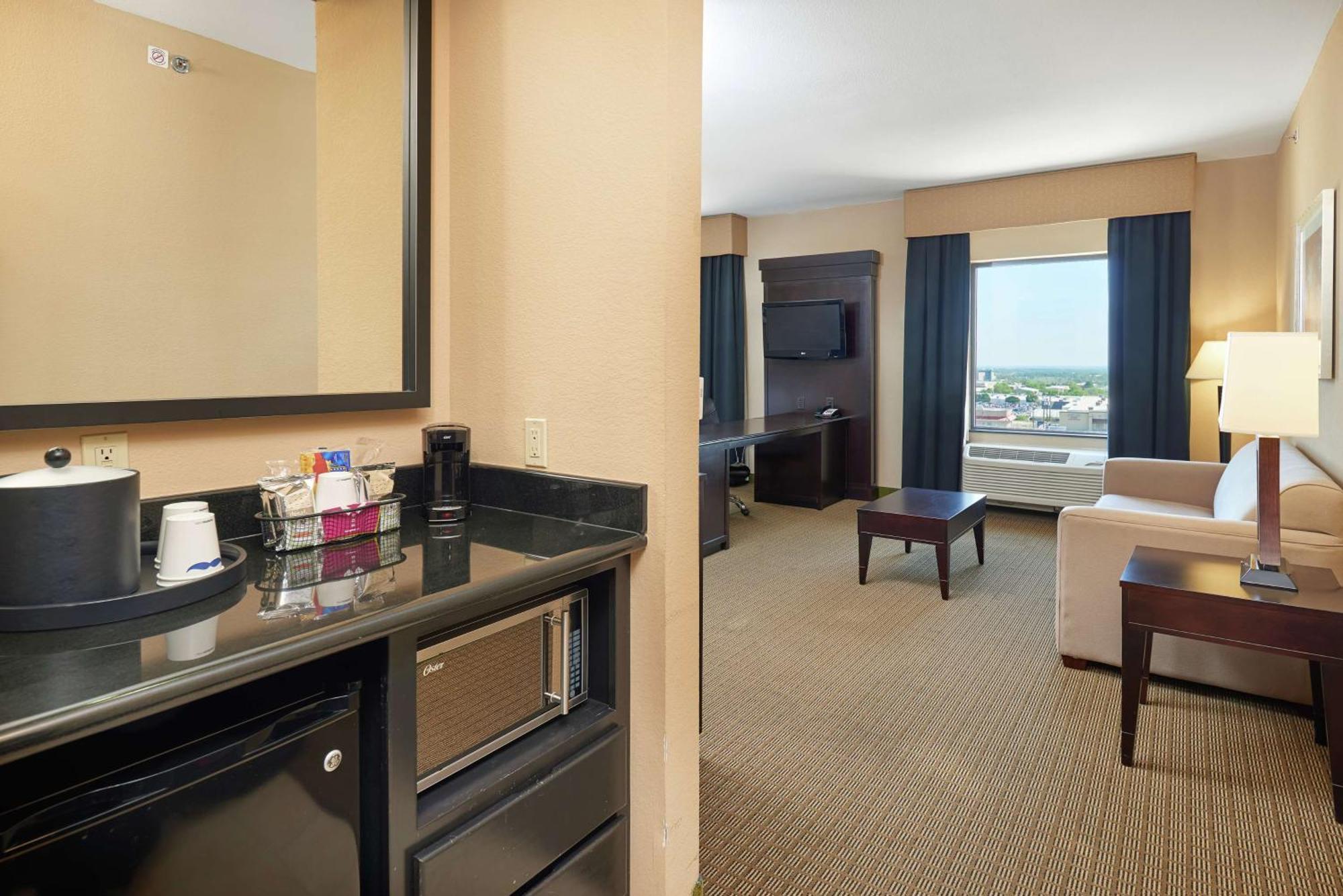 Hampton Inn & Suites Decatur Ngoại thất bức ảnh