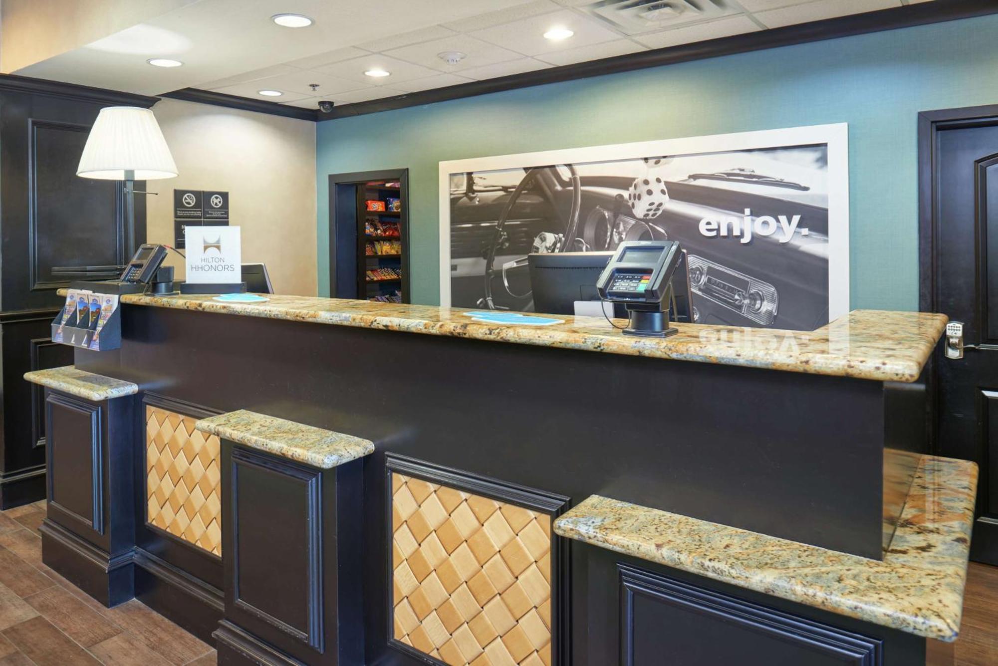 Hampton Inn & Suites Decatur Ngoại thất bức ảnh