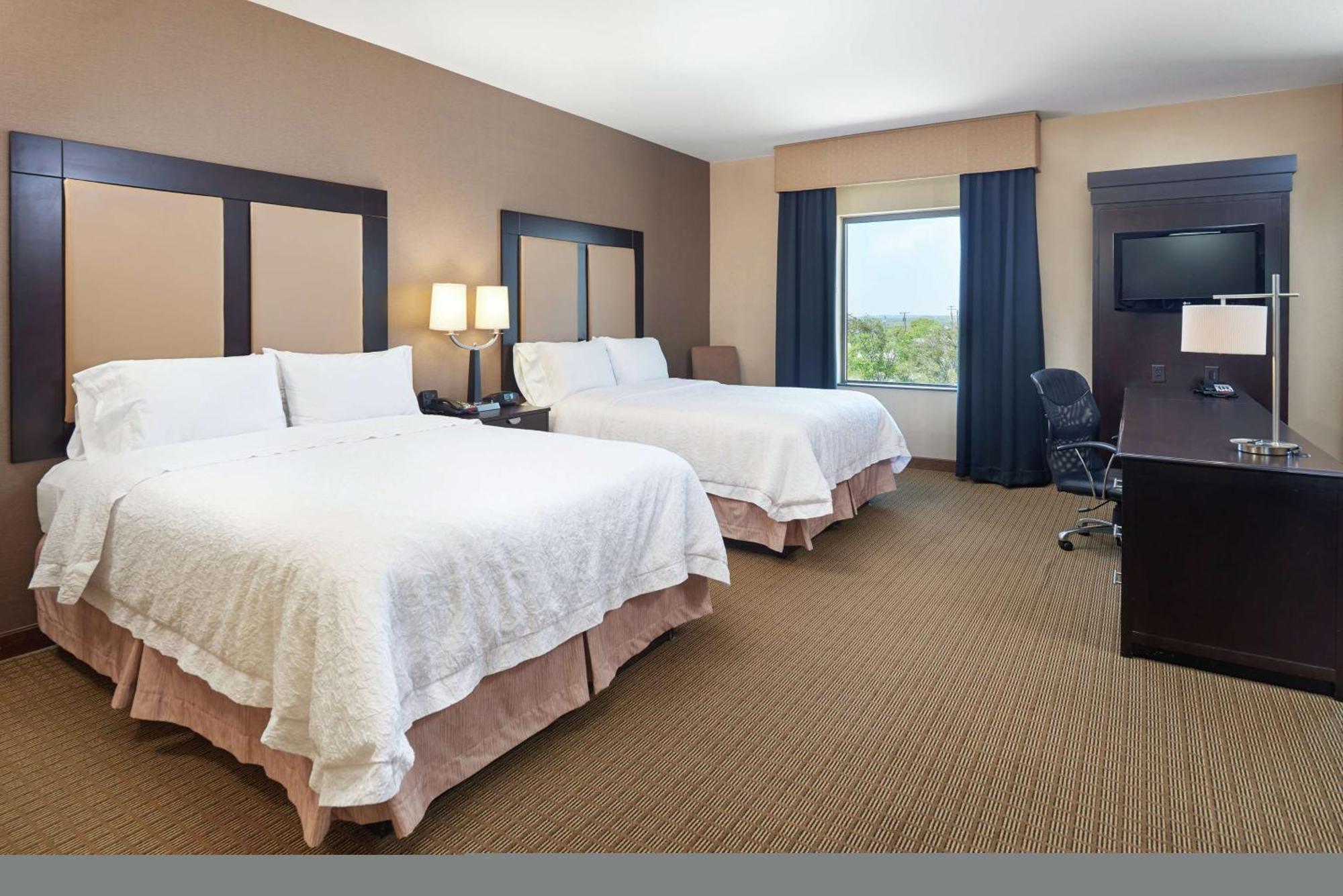 Hampton Inn & Suites Decatur Ngoại thất bức ảnh
