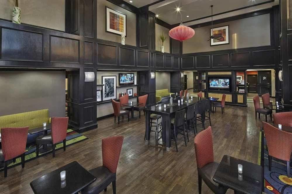 Hampton Inn & Suites Decatur Ngoại thất bức ảnh